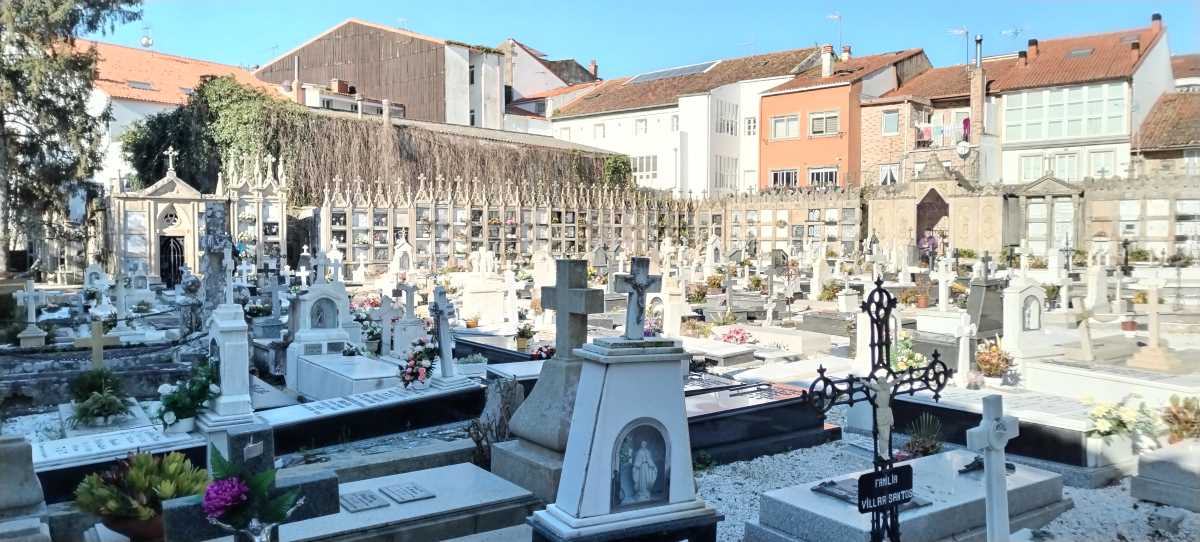 cementerio noia centro historico