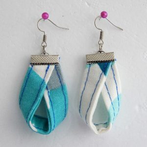 pendientes de tela reciclada