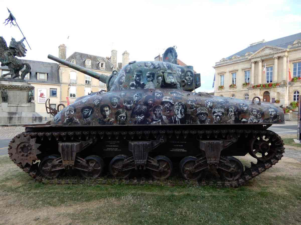 falaise grafitti jef aerosol francia