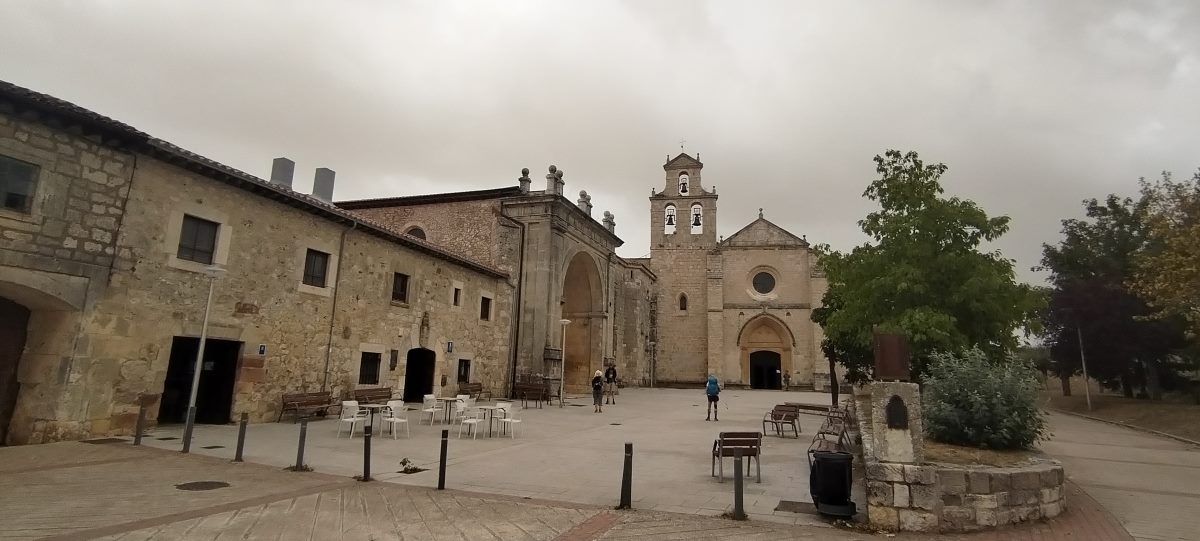 san juan de ortega monasterio camino de santiago burgos