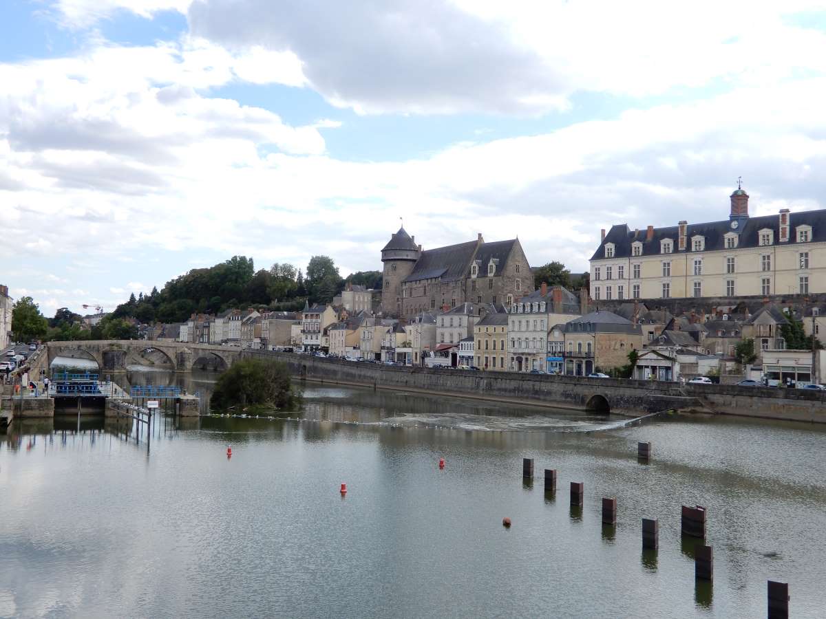 laval sellos turisticos francia