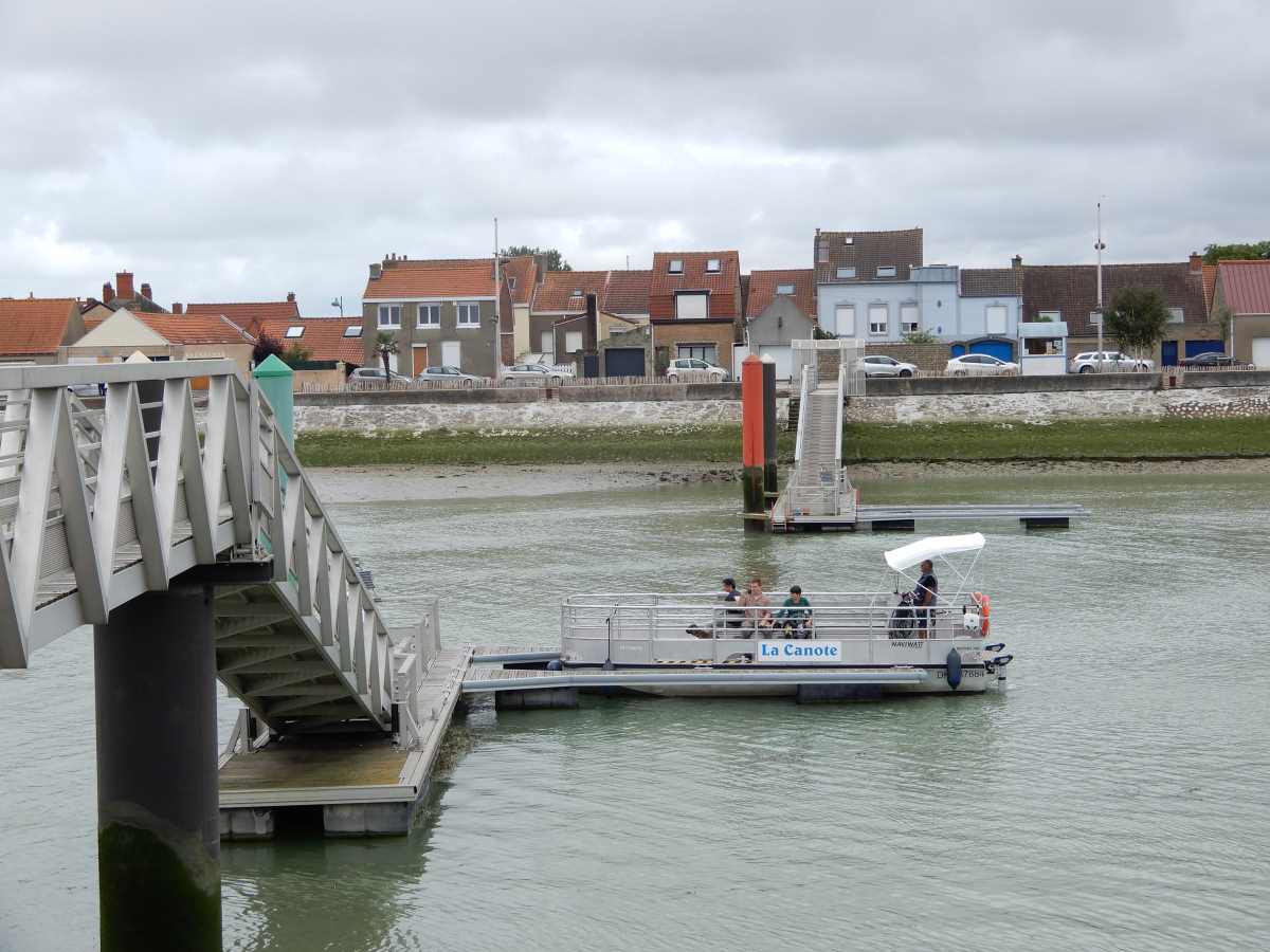 la canote barco canal petit fort philippe grand gravelines francia