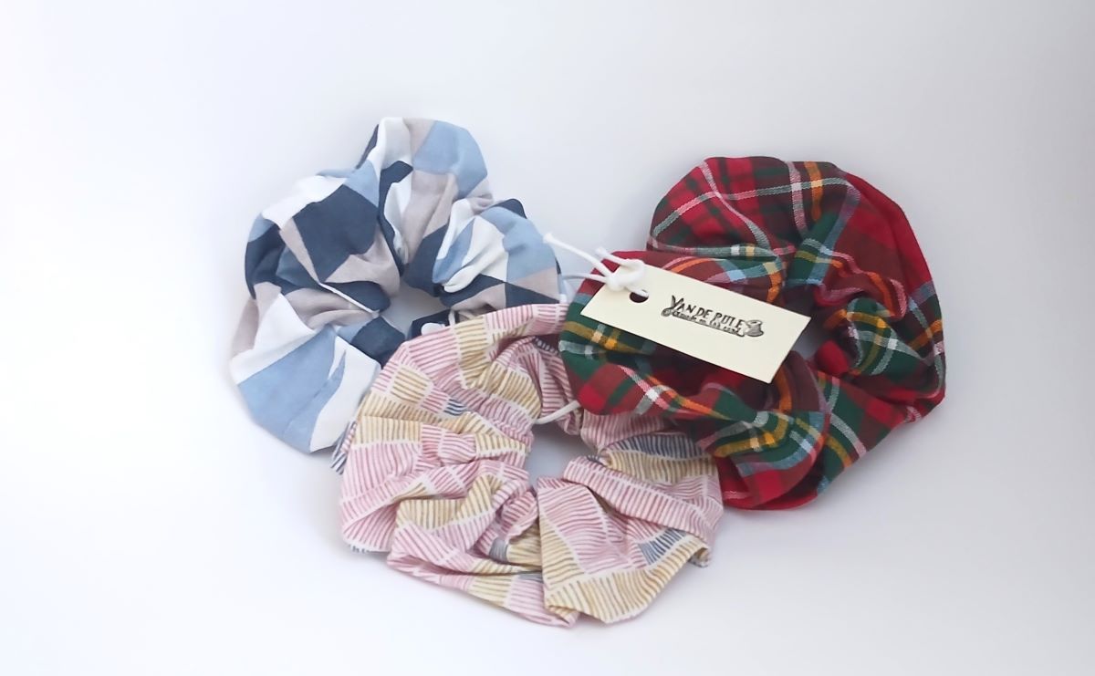 pack scrunchies 3 variados