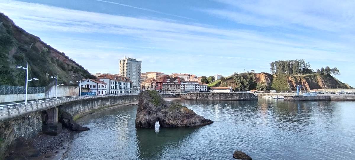 candas paseo maritimo pueblo marinero miradores puerto