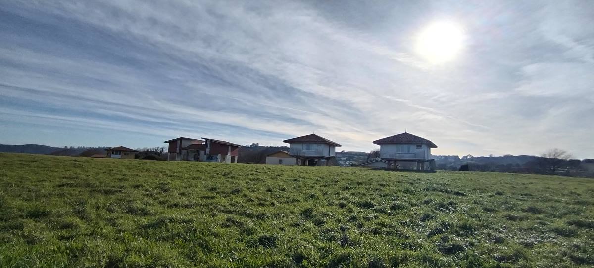 perlora ciudad vacaciones chalets abandonados asturias