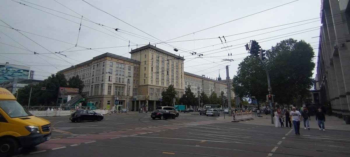 magdeburg alemania rda avenida monumental