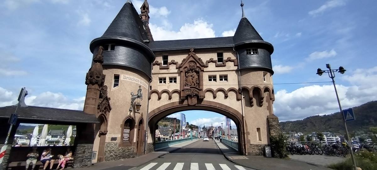 traben trabarch puente puerta bruckentor